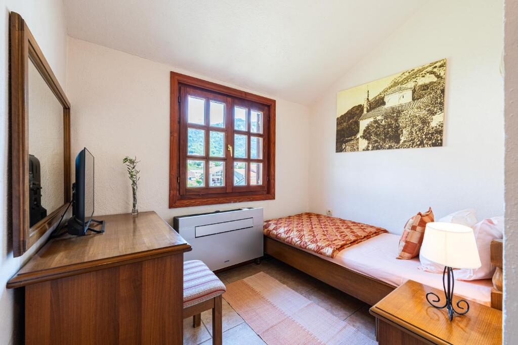 Single Room at Hotel Dubrava, Budva